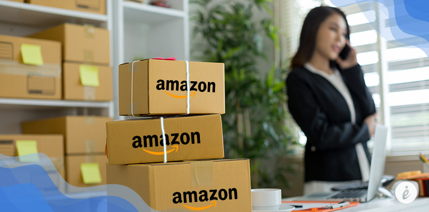empresaria con cajas hablando por teléfono Amazon Prime day 